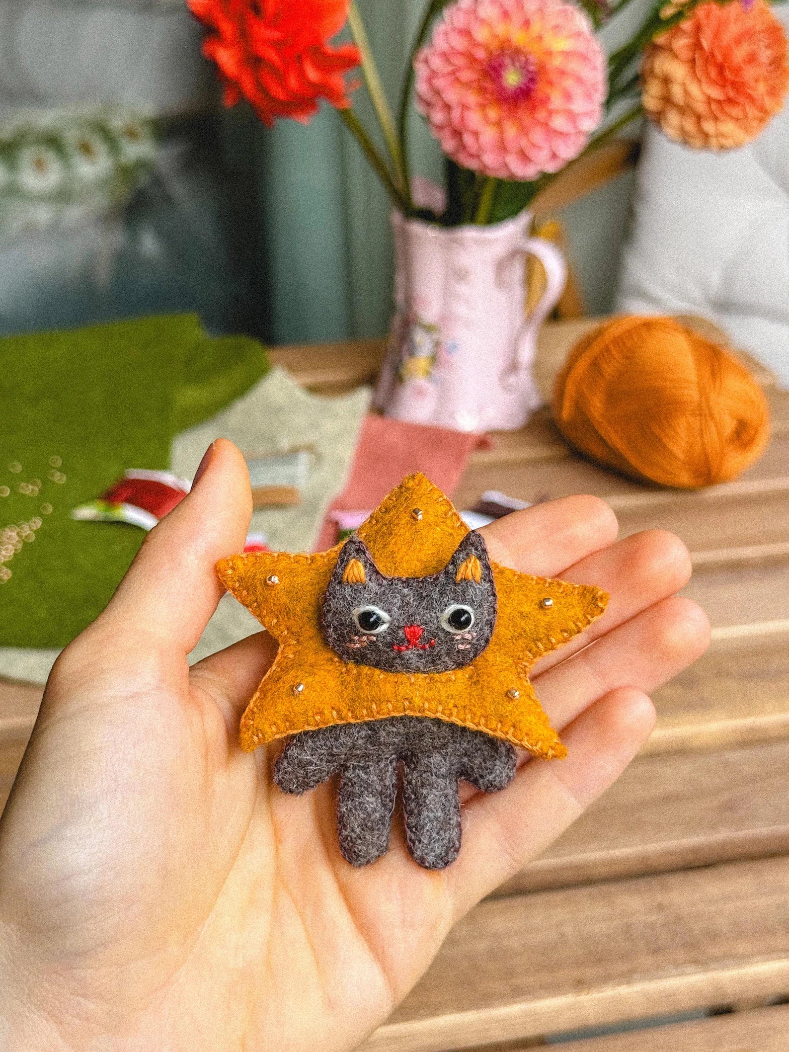 Ferdinand the Felt Cat PDF Sewing Pattern