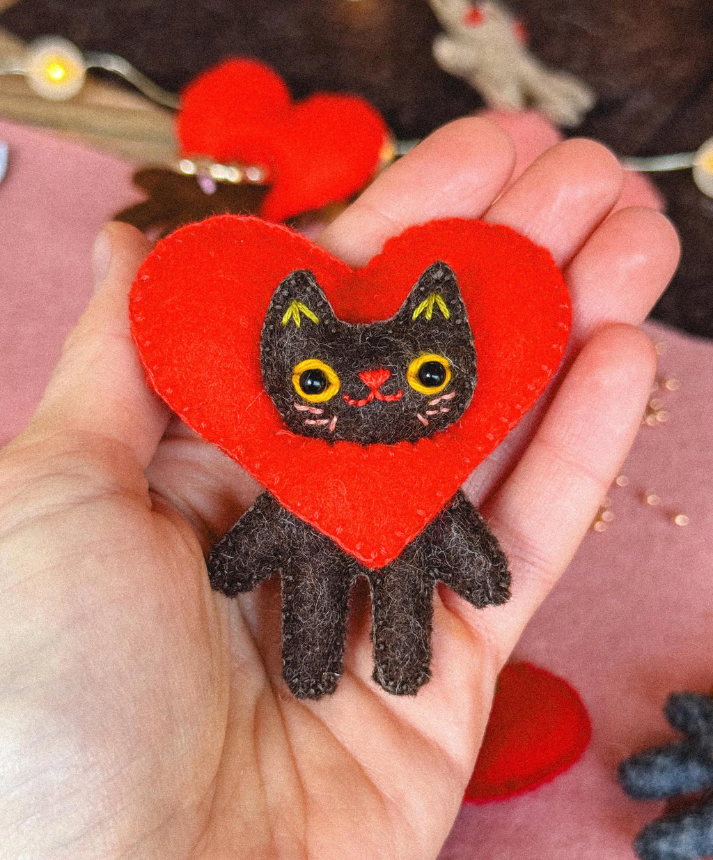 Ferdinand the Felt Cat PDF Sewing Pattern